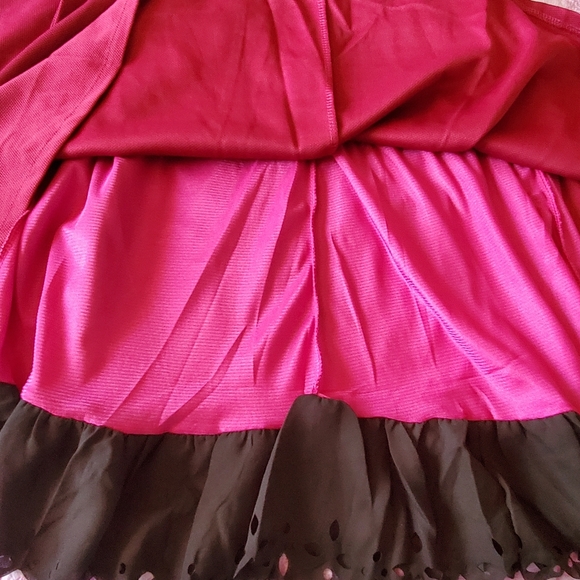 Beautiful maroon long sleeve dress - Picture 8 of 8